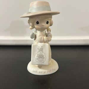 Precious Moments 1984 Membership ”Seek & Ye shall find” dove stamp on bottom-